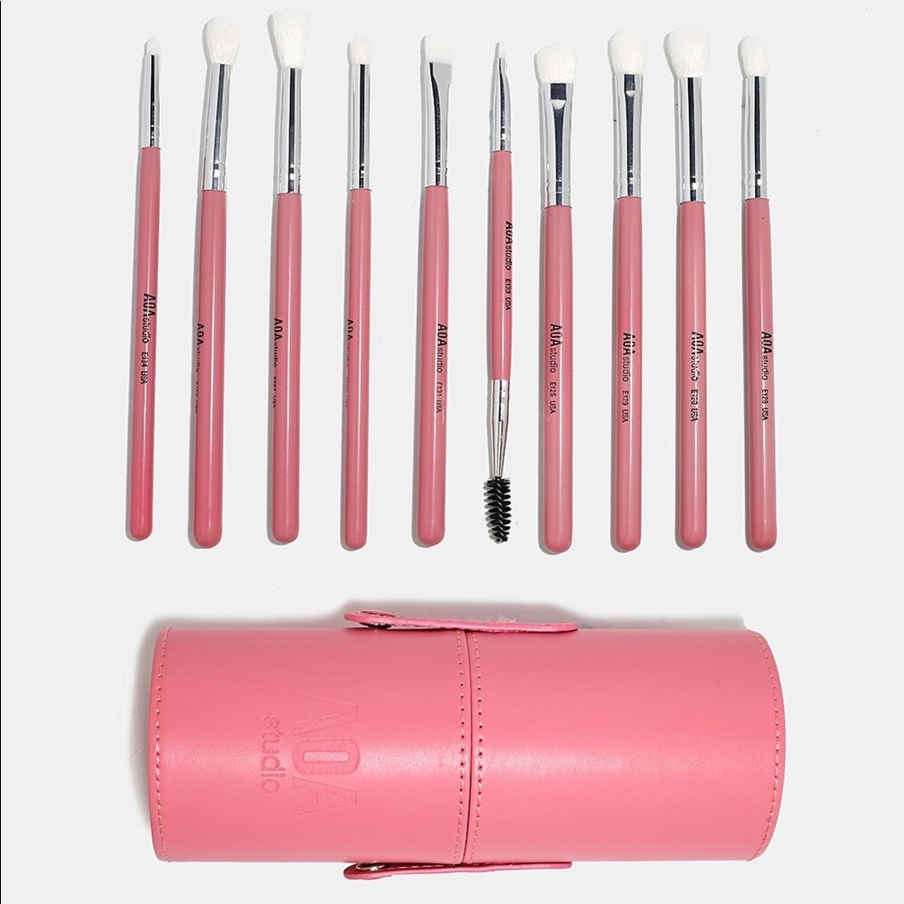 EYE MAKEUP BRUSHES
